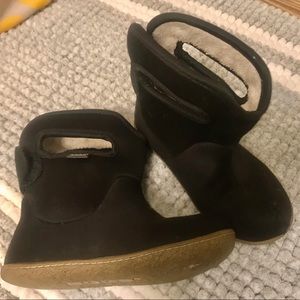 Bogs Boots Toddler Size 10
Black